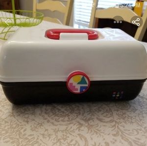 Black & White Caboodle